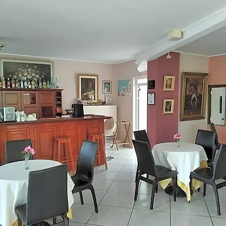 Hotell Romantica Loutra Aidhipsou